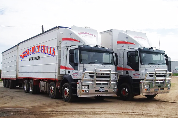 Downes Rice Hulls Deniliquin trucks branding